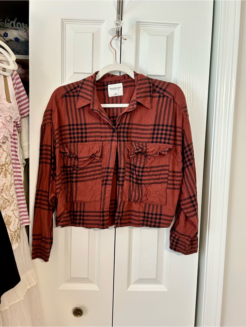 Abercrombie & Fitch Rust Plaid Cropped Button-Down Shirt